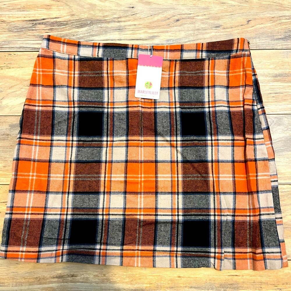Marleylilly skirt.  NWT 🧡🖤💙